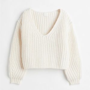 H&M V-neck Rib Knit Cropped Cream Sweater